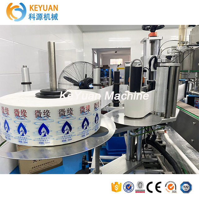 Rotary Type Automatic labeling machine for juice